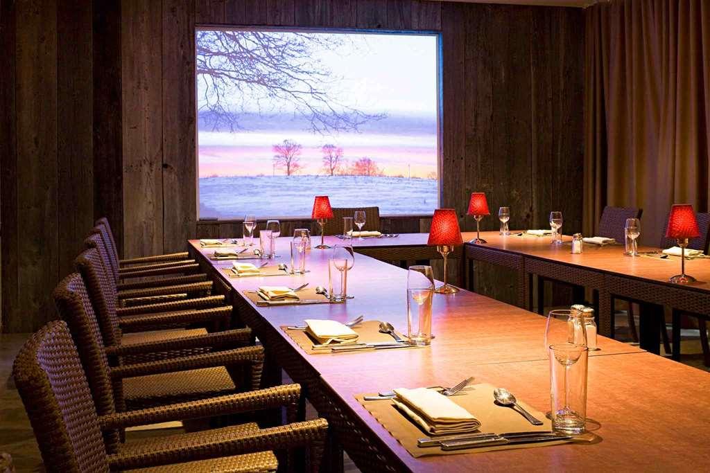 Hotel Ibis Styles Cholet Restaurante foto