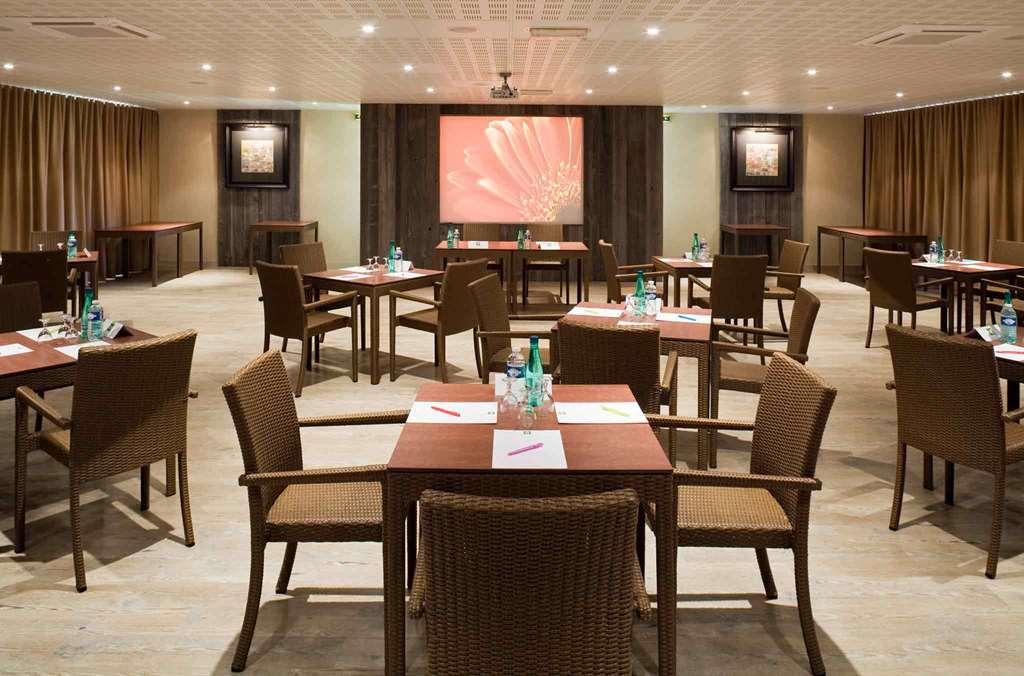Hotel Ibis Styles Cholet Facilidades foto