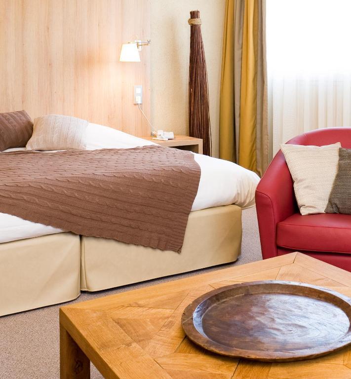 Hotel Ibis Styles Cholet Habitación foto